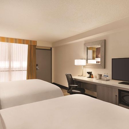 Radisson Hotel Lenexa Overland Park Exterior foto